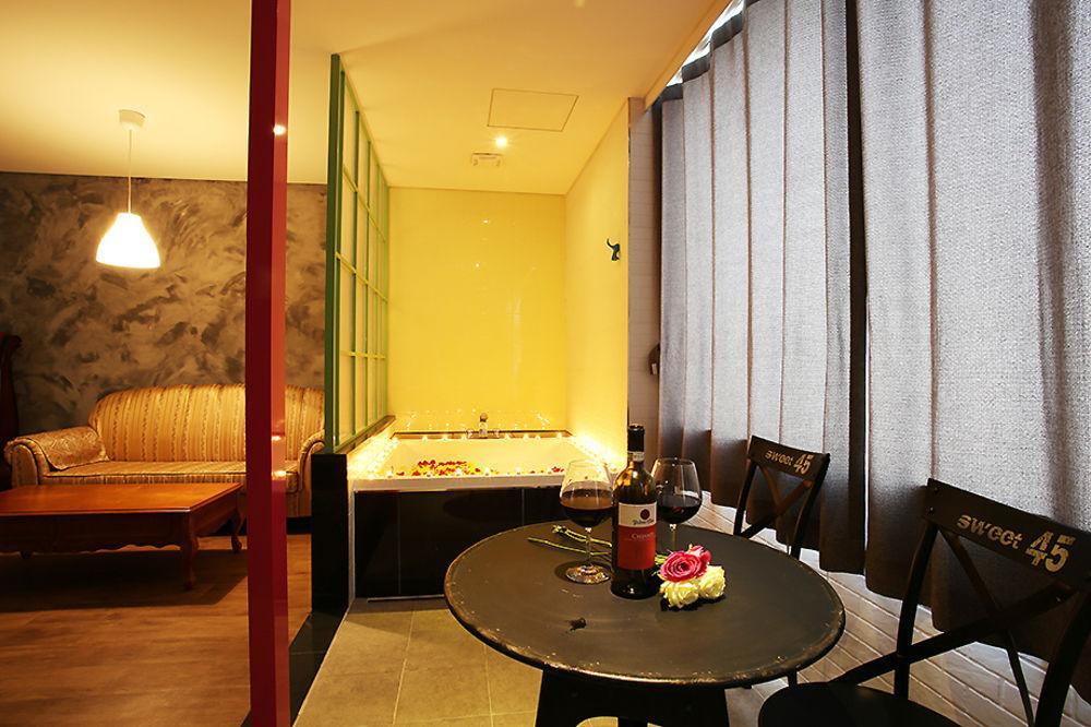 K City Hotel Seoul Exterior photo